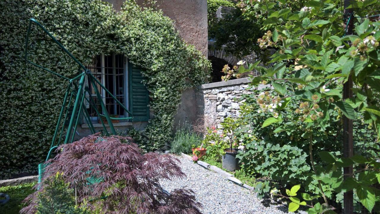 Carate Urio B&B "A Casa Di Camilla" מראה חיצוני תמונה