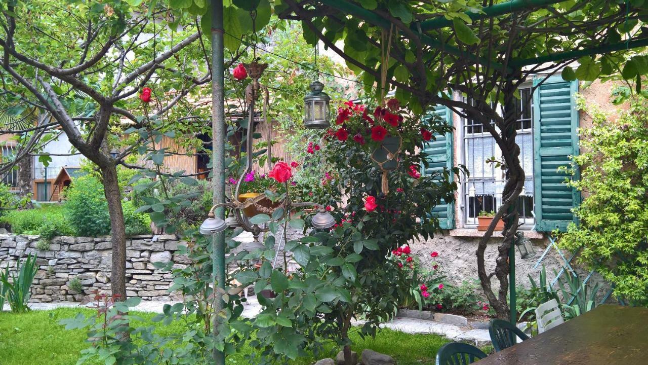 Carate Urio B&B "A Casa Di Camilla" מראה חיצוני תמונה