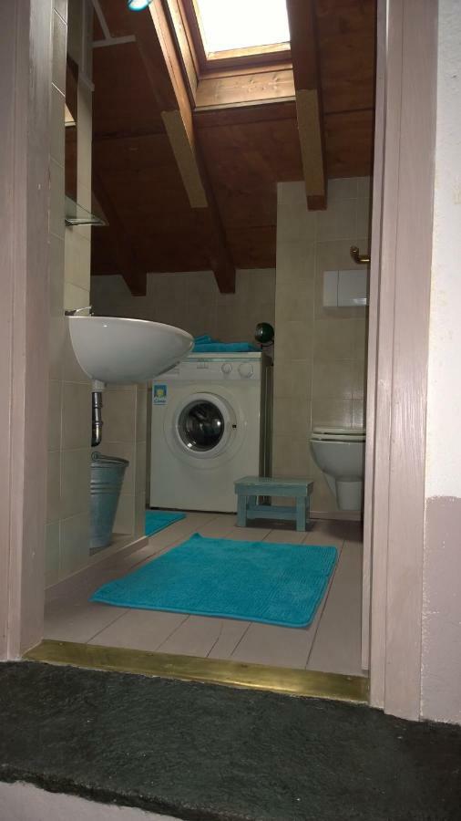 Carate Urio B&B "A Casa Di Camilla" מראה חיצוני תמונה